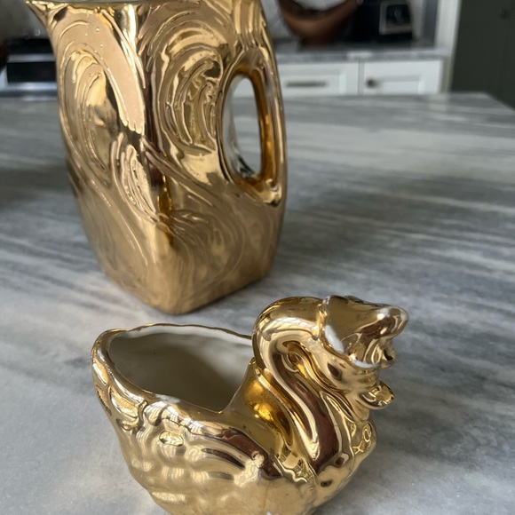 Vintage SWETYE  Salem  Golden gold, pitcher jug, and small swan with hat Chatzky - Picture 16 of 17